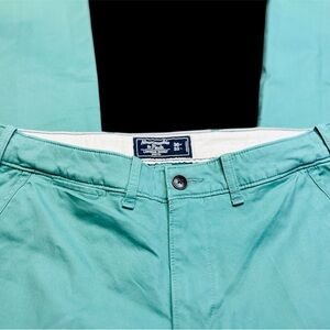 Abercrombie & Fitch Teal Chino Pants Size 30 x 32